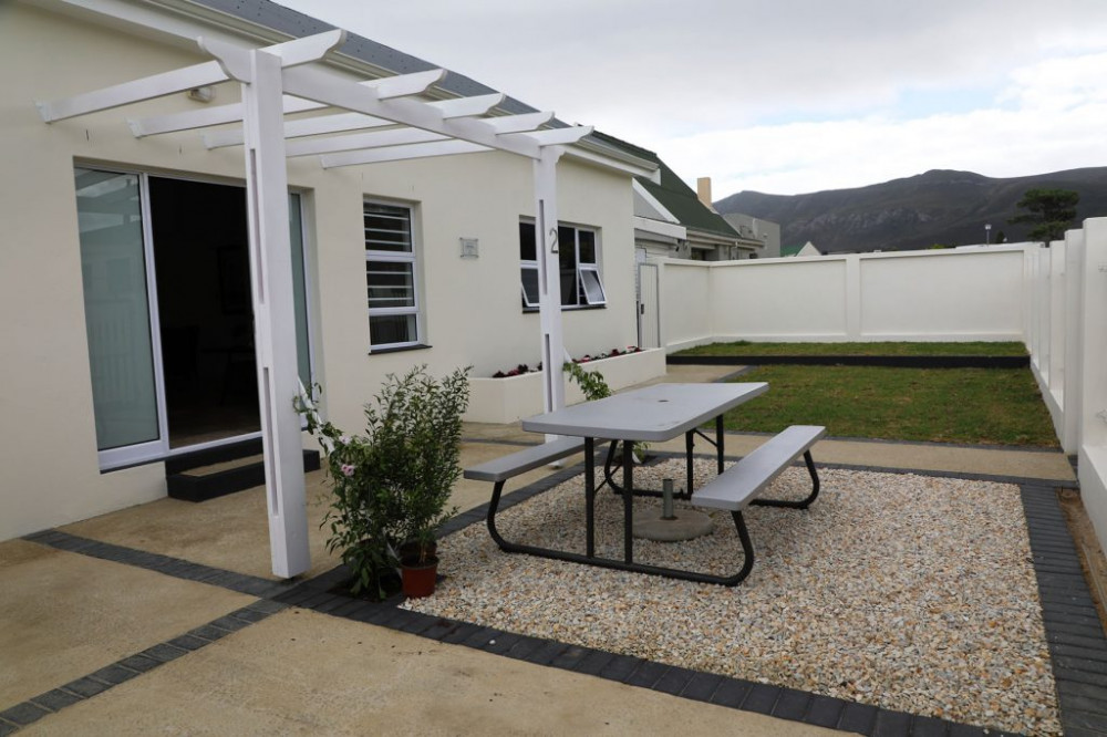 My Travelution - Travel Club - Sandbaai Cottages