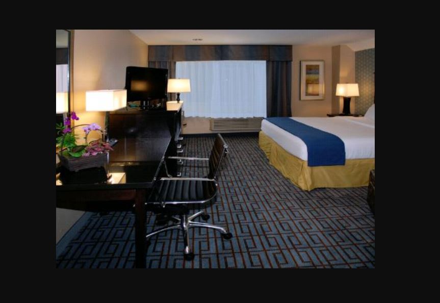 My Travelution - Travel Club - Holiday Inn Express & Suites Los Angeles Downtown West