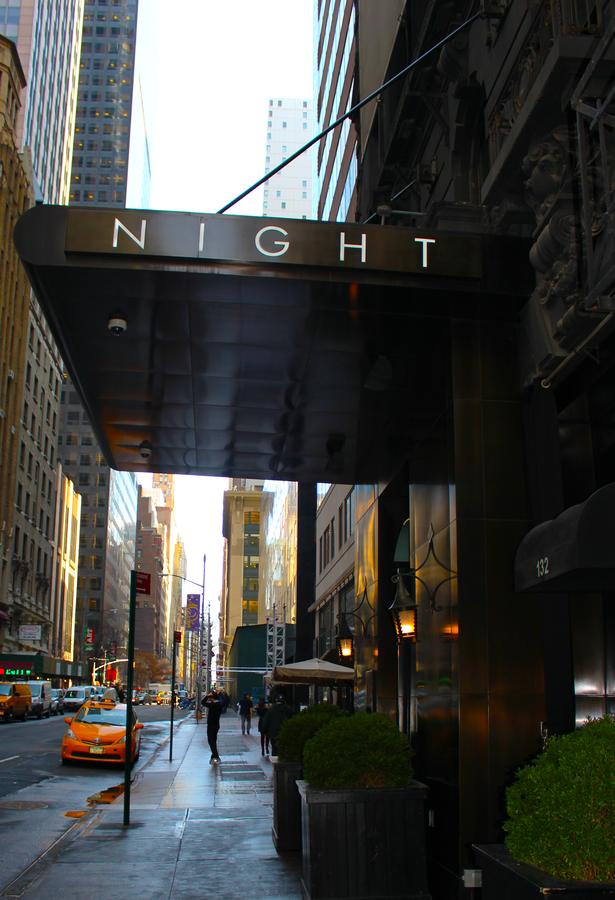 My Travelution - Travel Club - Night Theater District