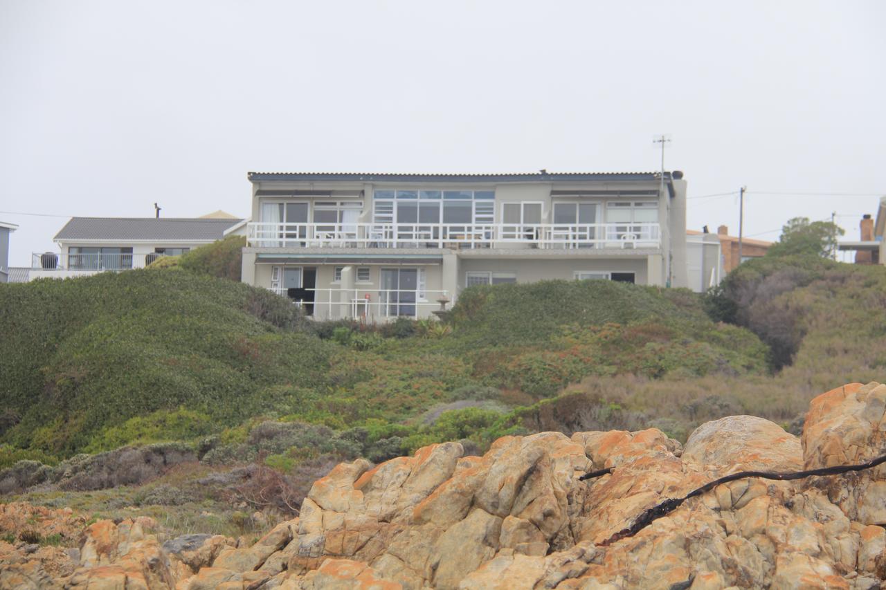 My Travelution - Travel Club - On the Rocks B&B