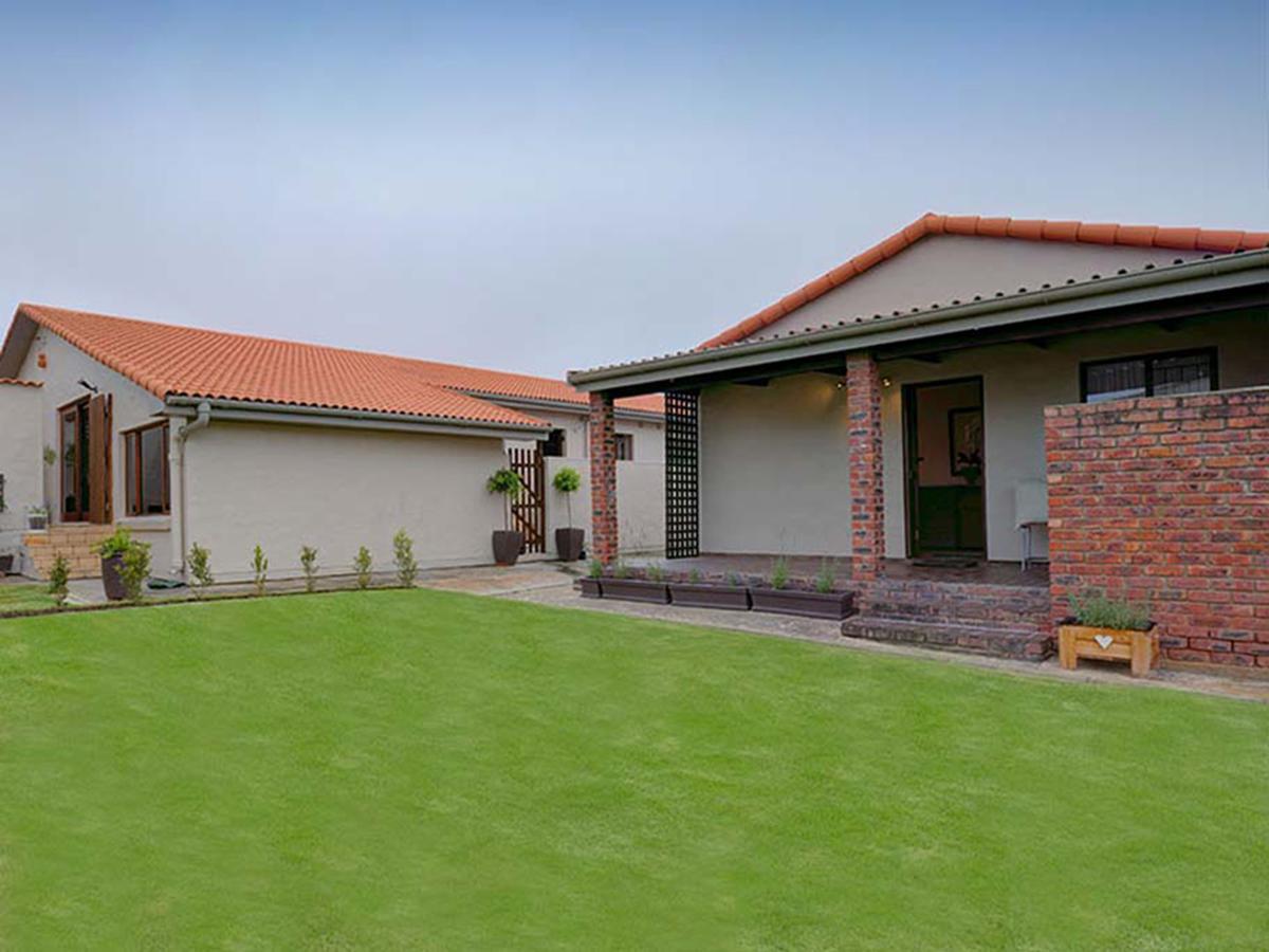 My Travelution - Travel Club - Out of Bounds Self-Catering Accommodation