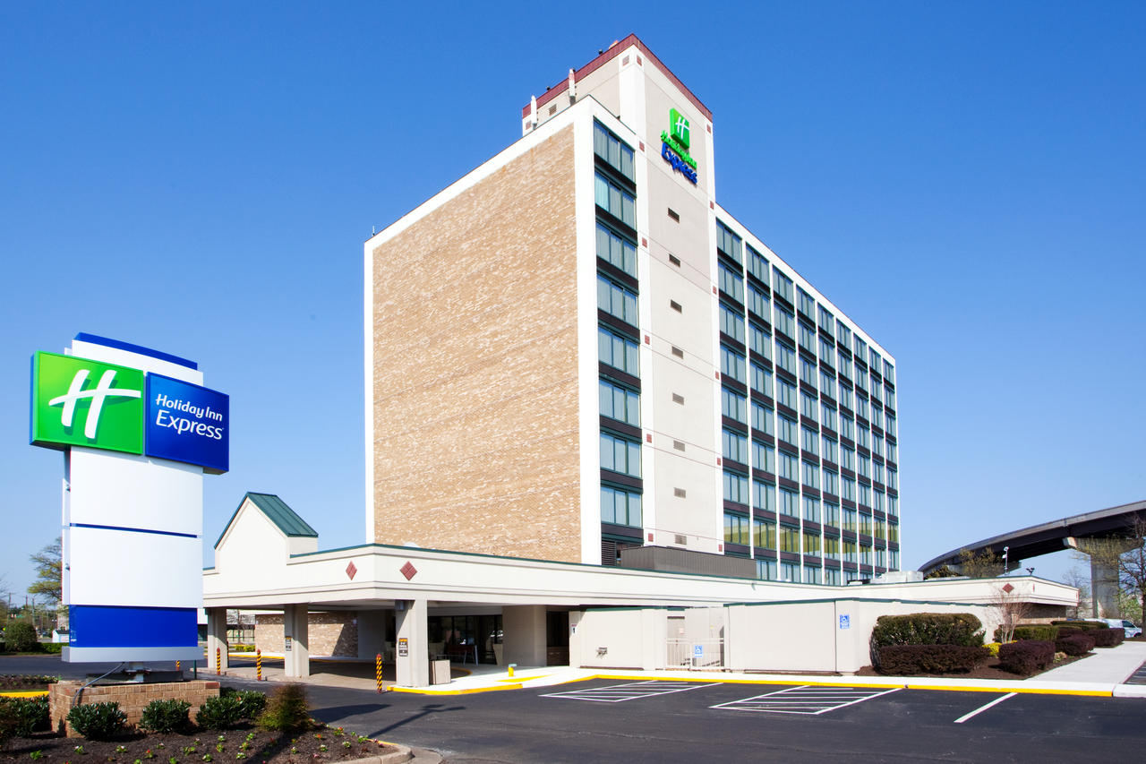 My Travelution - Travel Club - Holiday Inn Express Washington Dc Sw - Springfield