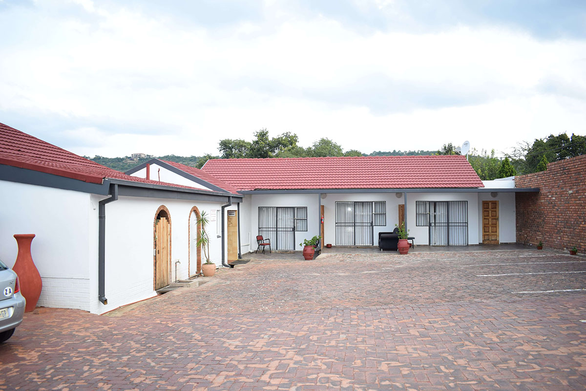 My Travelution - Travel Club - Oppi Hoek Guest House