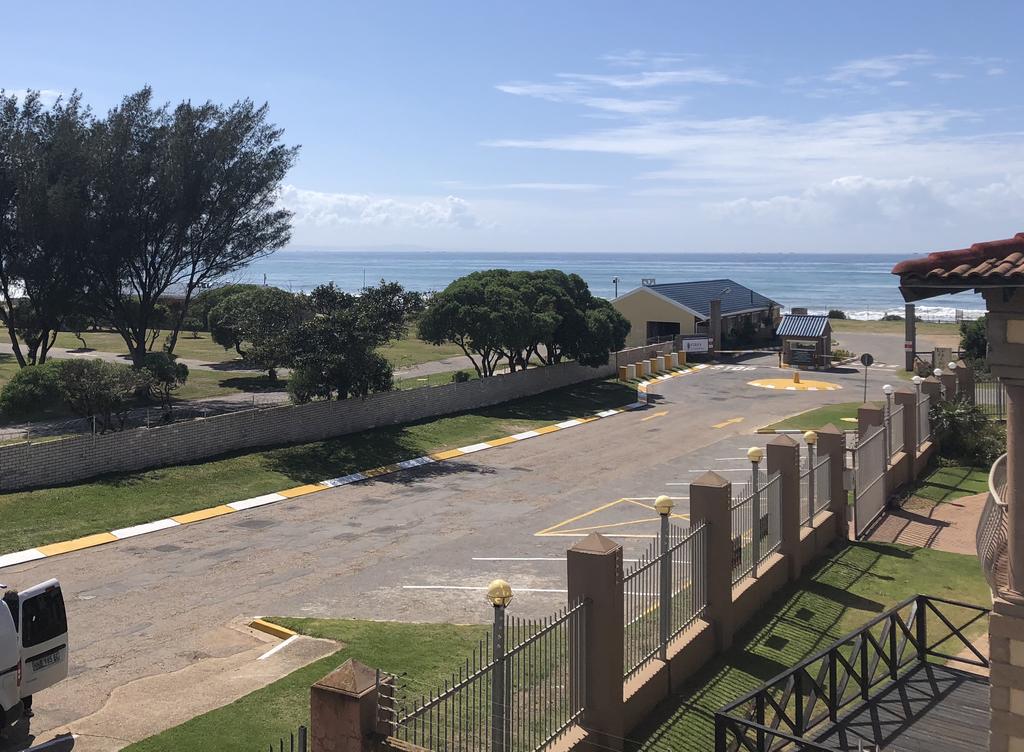 My Travelution - Travel Club - Hello Jbay Self-Catering Apartments - Vriesland