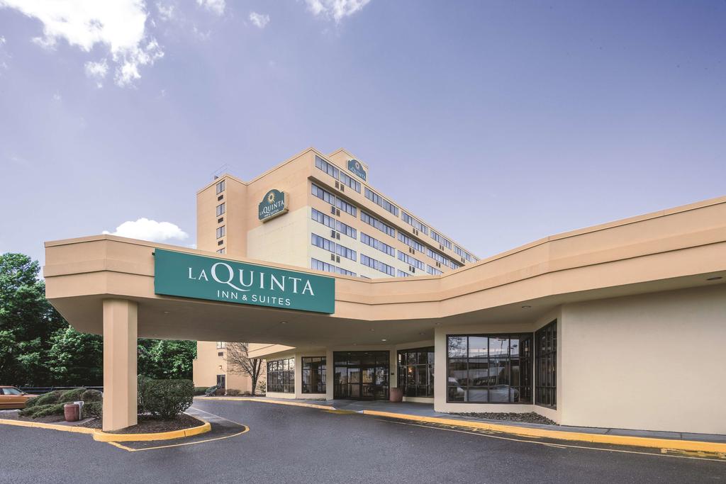 My Travelution - Travel Club - La Quinta Inn & Suites by Wyndham Secaucus Meadowlands
