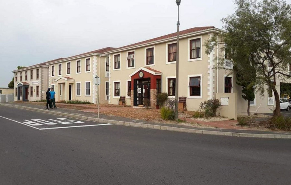 My Travelution - Travel Club - Bread And Barrel Guest House