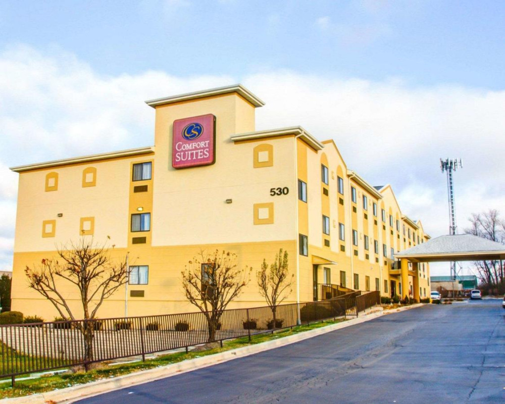 My Travelution - Travel Club - Comfort Suites Lombard