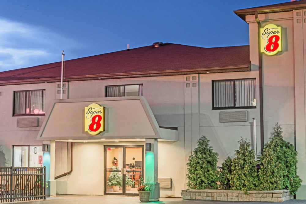 My Travelution - Travel Club - Super 8 by Wyndham Niagara Falls NY