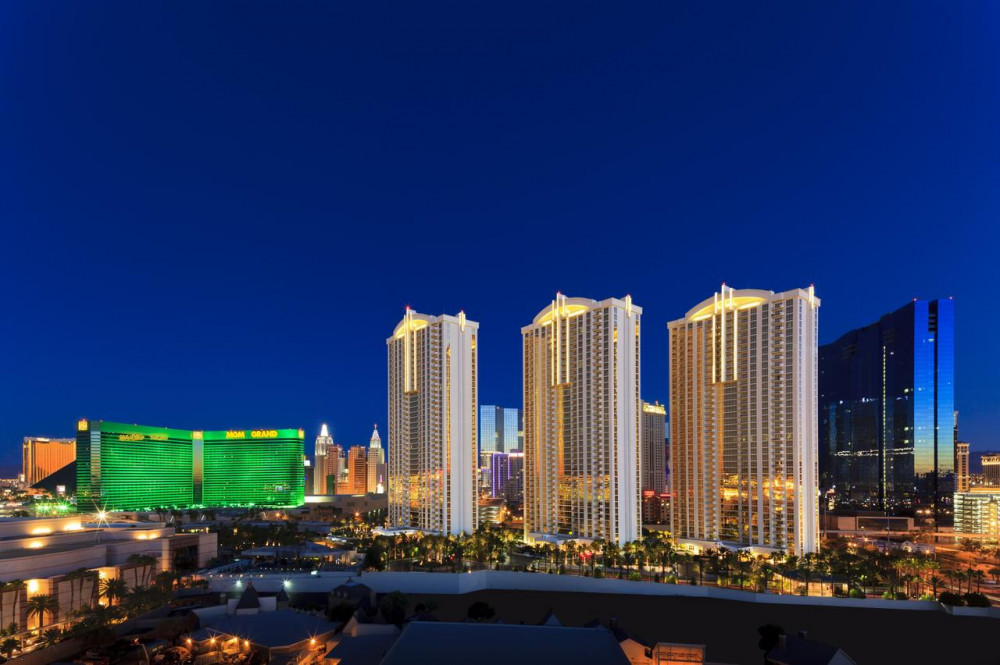 My Travelution - Travel Club - The Signature at MGM Grand