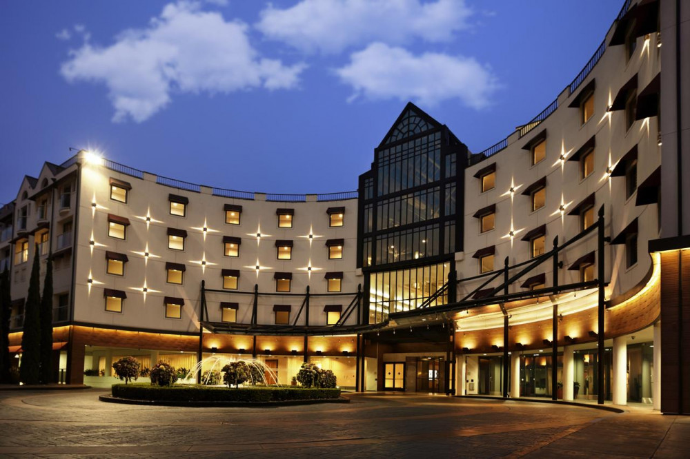 My Travelution - Travel Club - Loews Santa Monica Beach Hotel