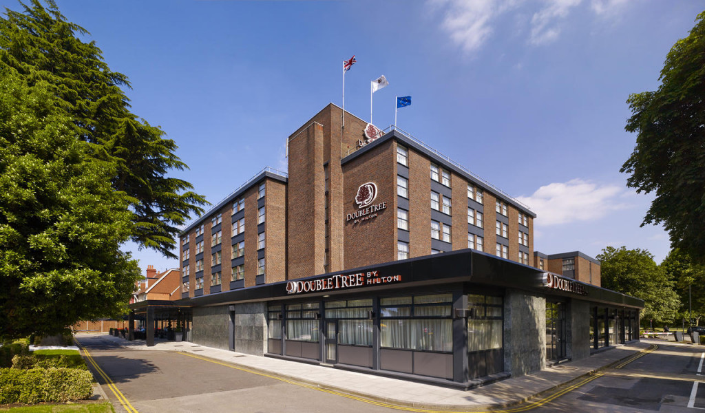 My Travelution - Travel Club - DoubleTree by Hilton Hotel London - Ealing