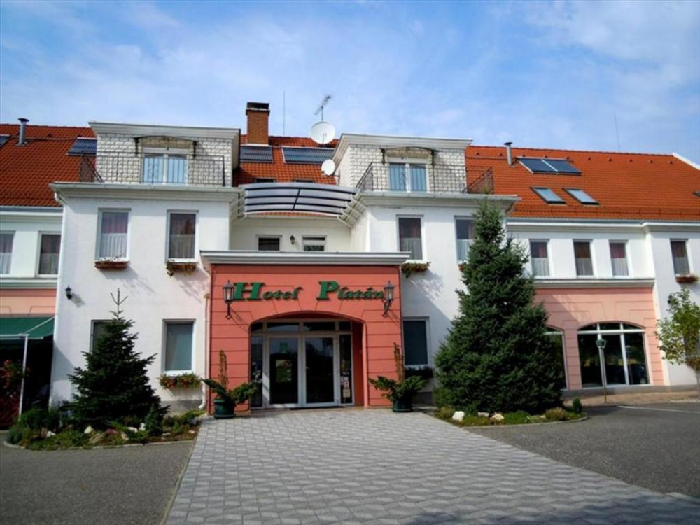 My Travelution - Travel Club - Platán Hotel