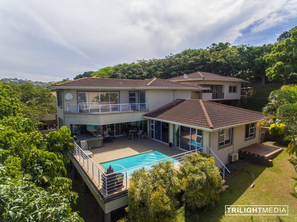 My Travelution - Travel Club - LoveLea Holidays - Family Beach House