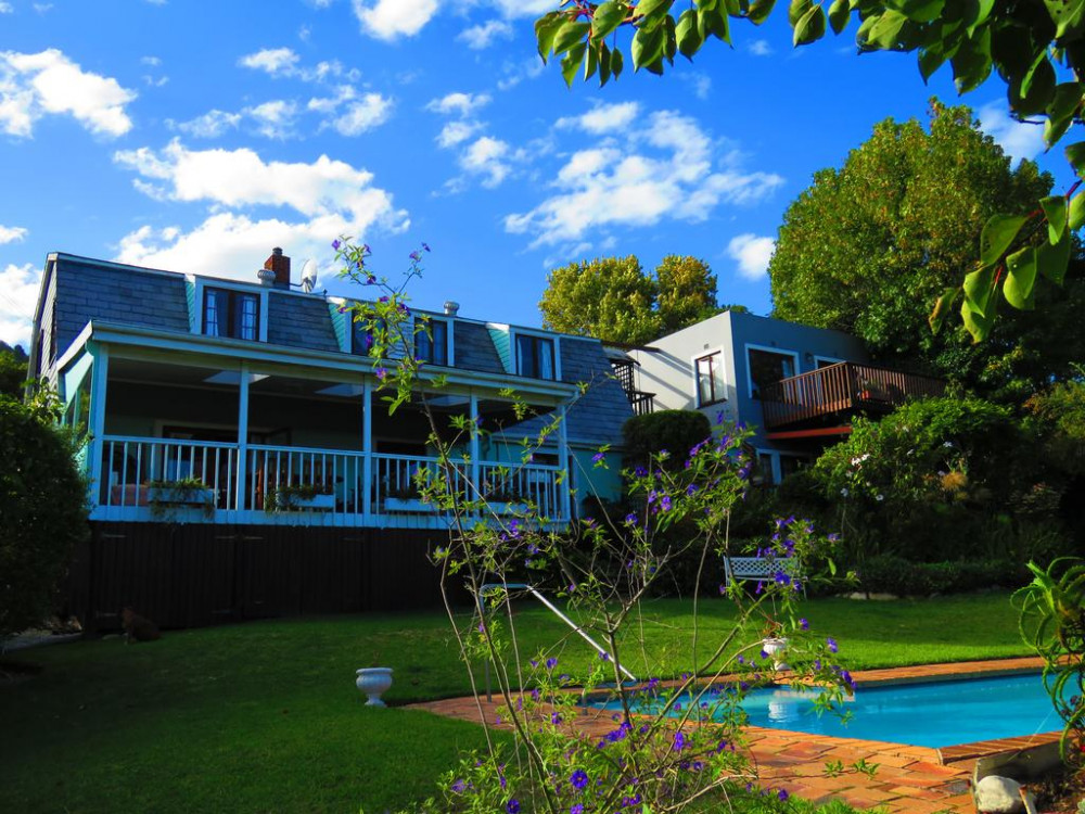 My Travelution - Travel Club - Footprints of Knysna