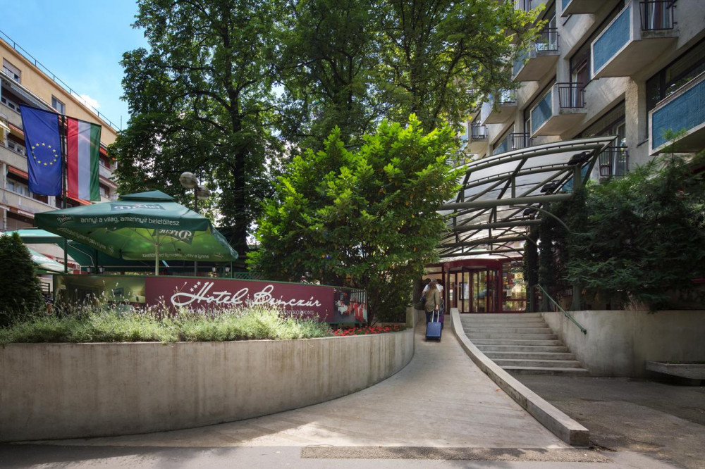 My Travelution - Travel Club - Hotel Benczur