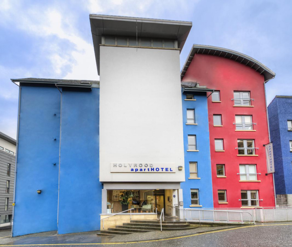 My Travelution - Travel Club - Holyrood Aparthotel
