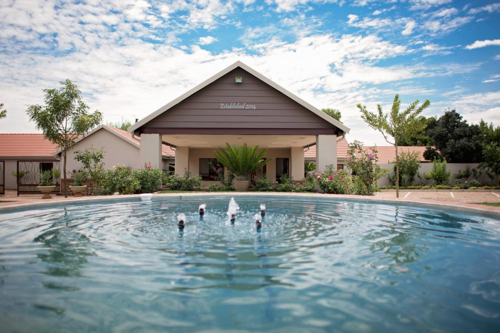 My Travelution - Travel Club - Hippo River Lodge