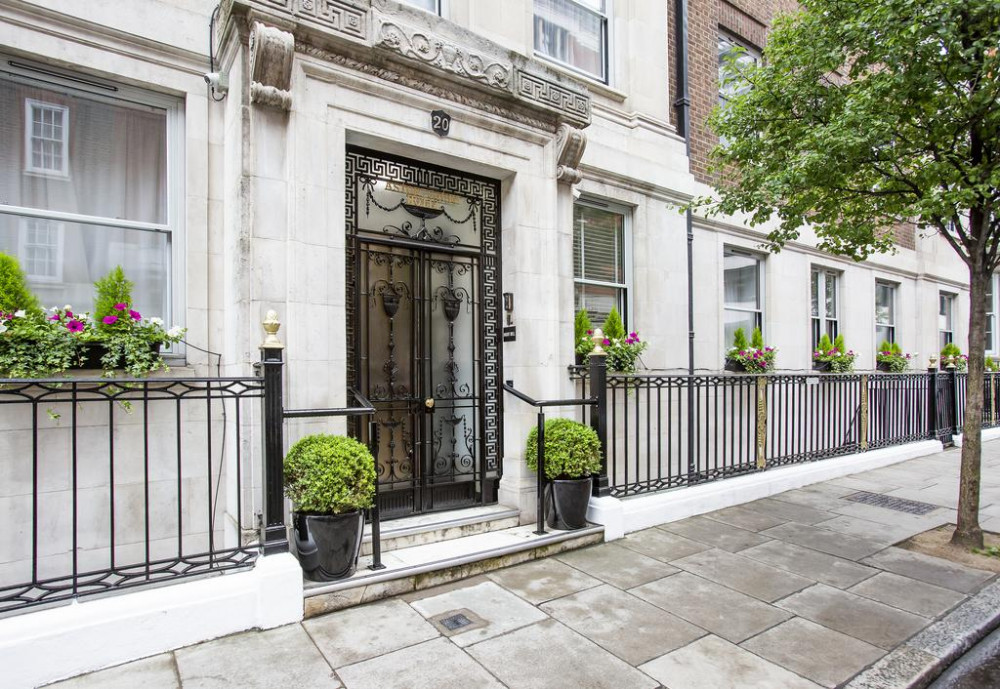 My Travelution - Travel Club - Astor Court Hotel