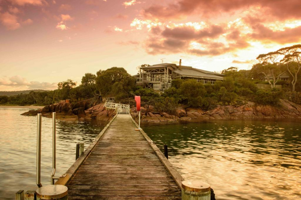 My Travelution - Travel Club - Freycinet Lodge