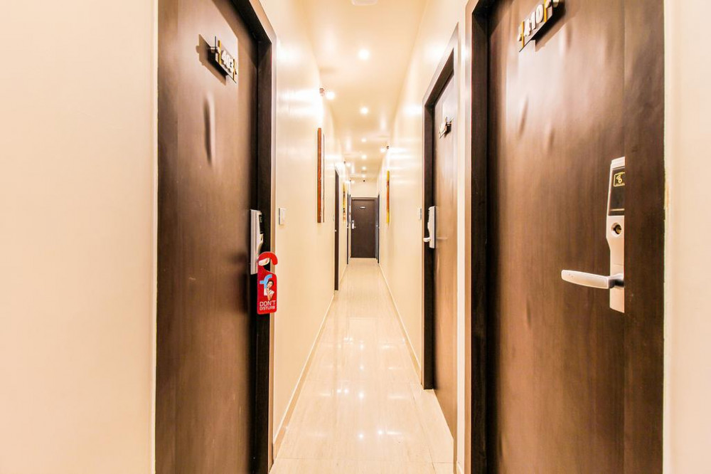 My Travelution - Travel Club - FabHotel Abad Inn Colaba