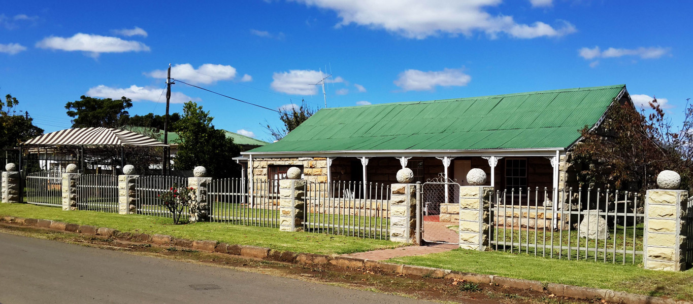 My Travelution - Travel Club - The old country house