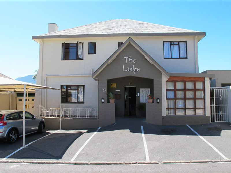 My Travelution - Travel Club - The Lodge strand