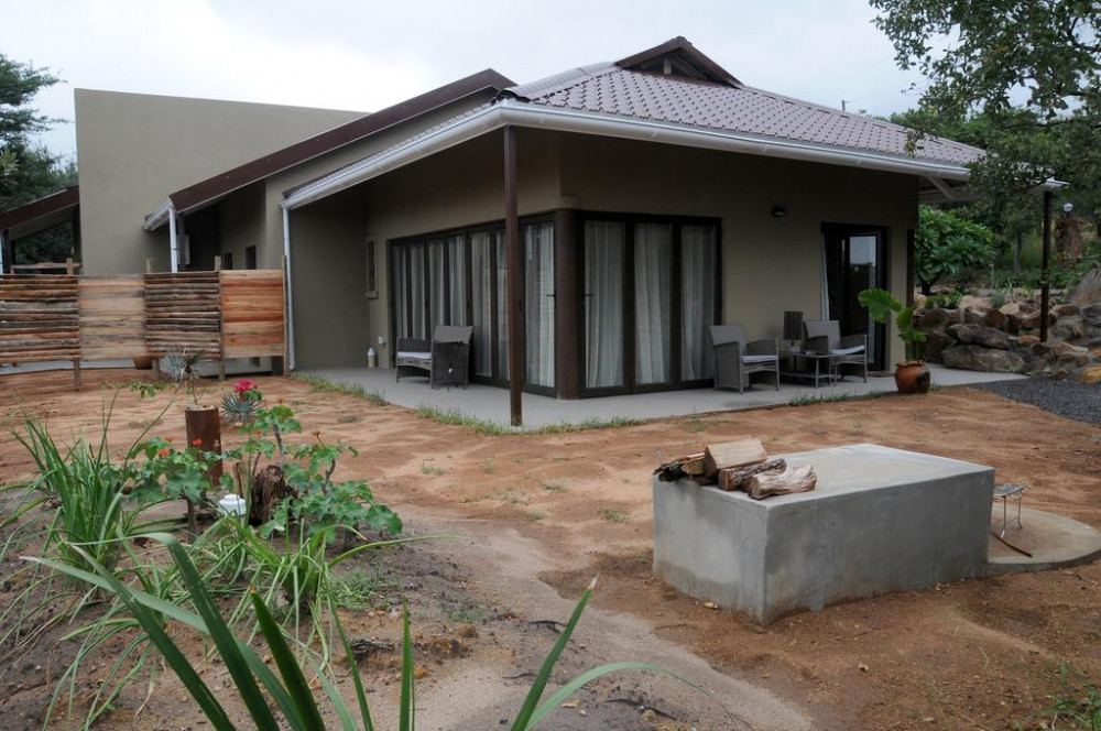 My Travelution - Travel Club - Ukuthula Cottages - luxury `bed in the bush´