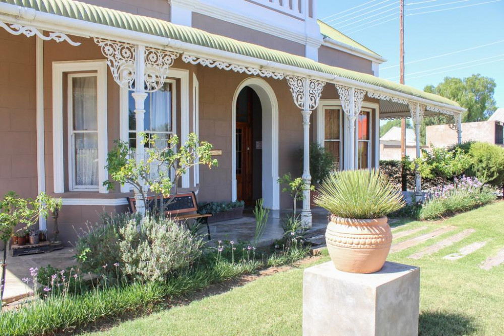 My Travelution - Travel Club - Carmel Villa B&B or Self-Catering