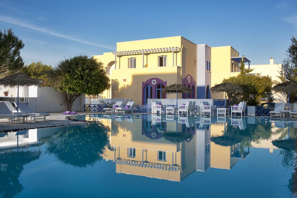 My Travelution - Travel Club - Acqua Vatos Santorini Hotel