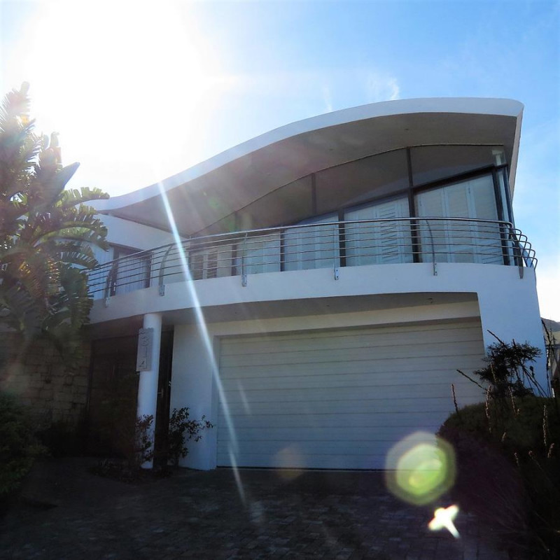 My Travelution - Travel Club - Modern Sea Villa