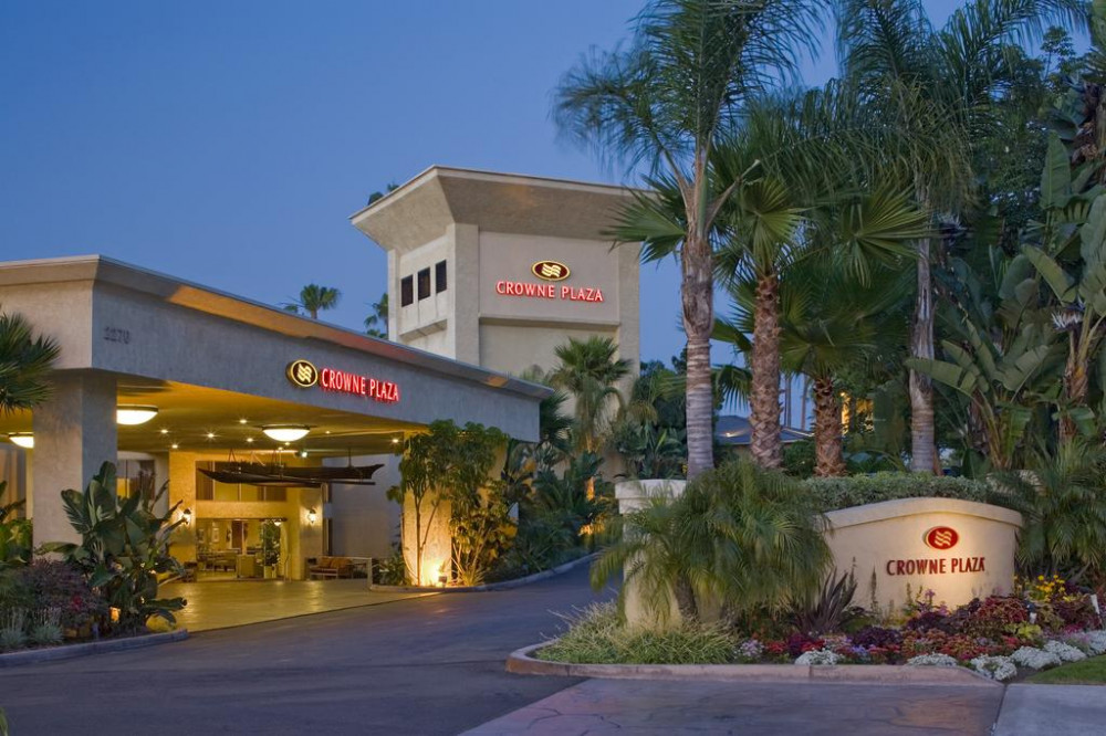 My Travelution - Travel Club - Crowne Plaza San Diego - Mission Valley