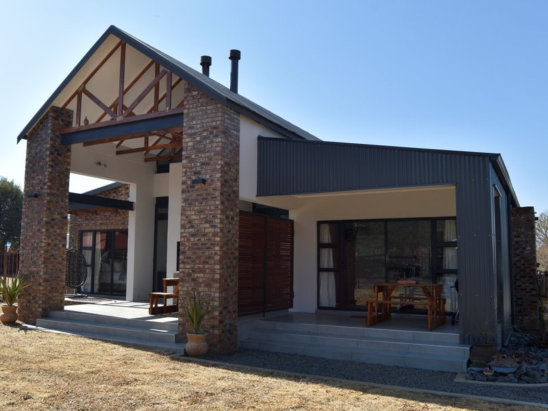 My Travelution - Travel Club - The Stoke House