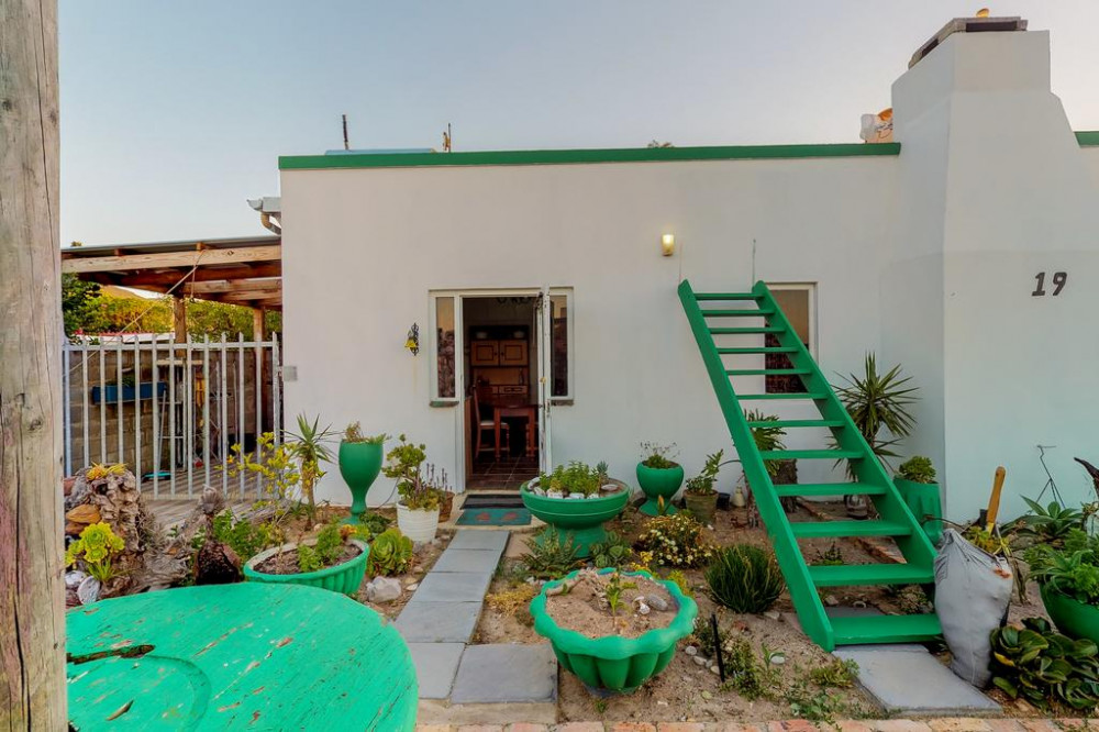 My Travelution - Travel Club - Seeberg Cottage C, Hermanus