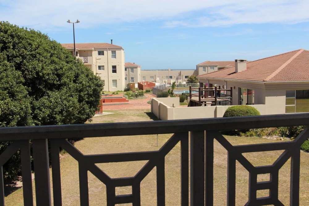 My Travelution - Travel Club - Hermanus Beach Club 128