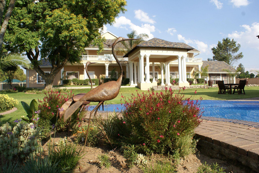 My Travelution - Travel Club - Attache Guest Lodge and Health & Beauty Spa