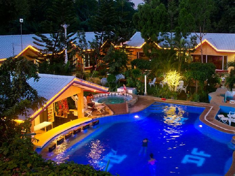 My Travelution - Travel Club - Deep forest garden inn