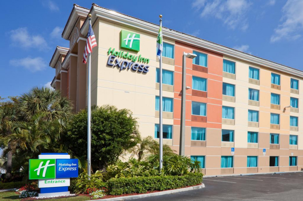 My Travelution - Travel Club - Holiday Inn Express Ft. Lauderdale Cruise-Airport t