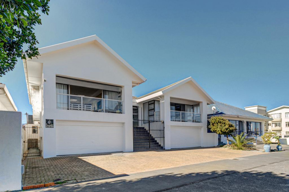My Travelution - Travel Club - Great white beach House