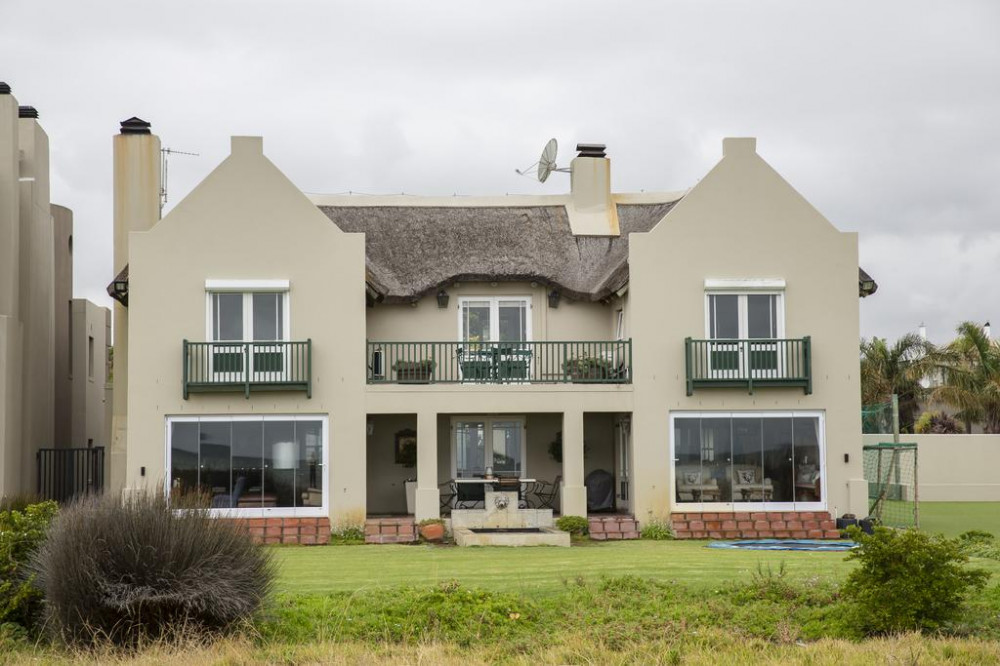 My Travelution - Travel Club - Strand Beach Lodge