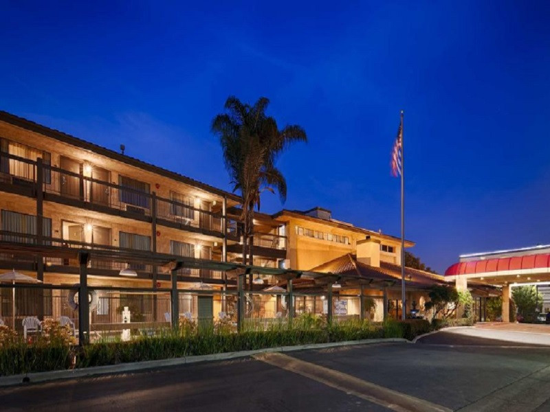 My Travelution - Travel Club - Best Western Plus Executive Inn