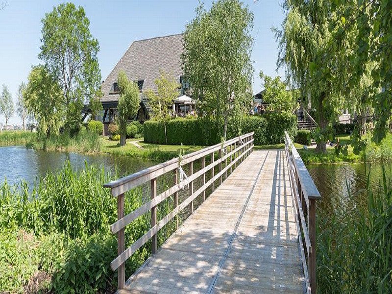 My Travelution - Travel Club - Van der Valk Hotel Volendam