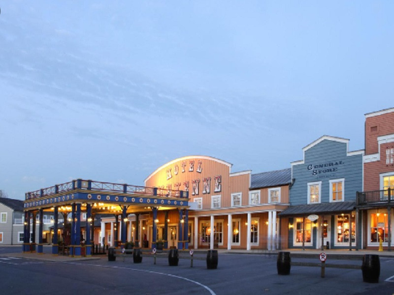 My Travelution - Travel Club - Disney's hotel cheyenne