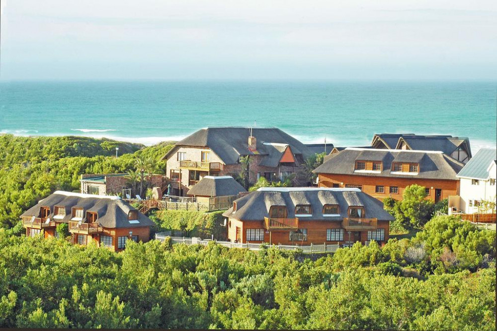 My Travelution - Travel Club - Myoli Beach Lodge