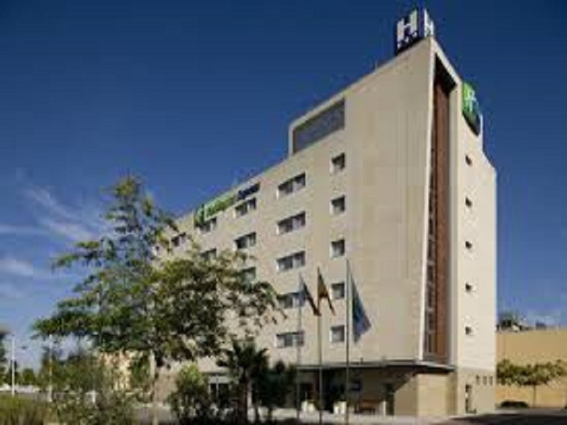 My Travelution - Travel Club - Holiday Inn Express Valencia - Bonaire