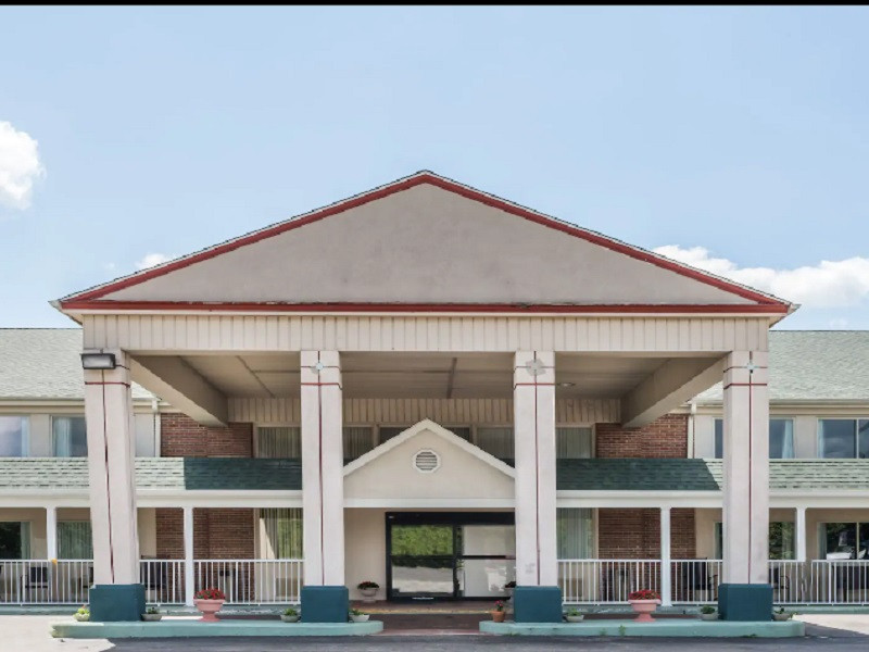 My Travelution - Travel Club - Days Inn by Wyndham Columbus IN