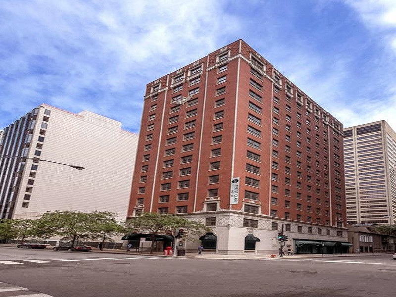 My Travelution - Travel Club - The St. Clair Hotel - Magnificent Mile