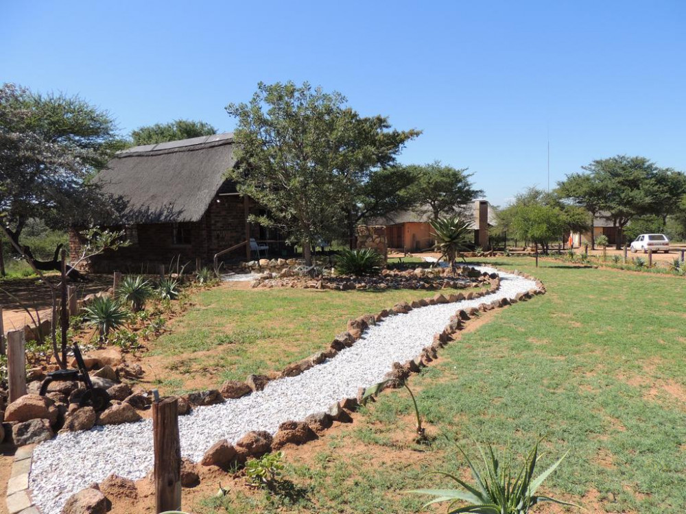 My Travelution - Travel Club - Karibu River retreat
