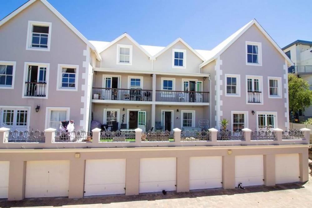 My Travelution - Travel Club - Hout Bay Gem