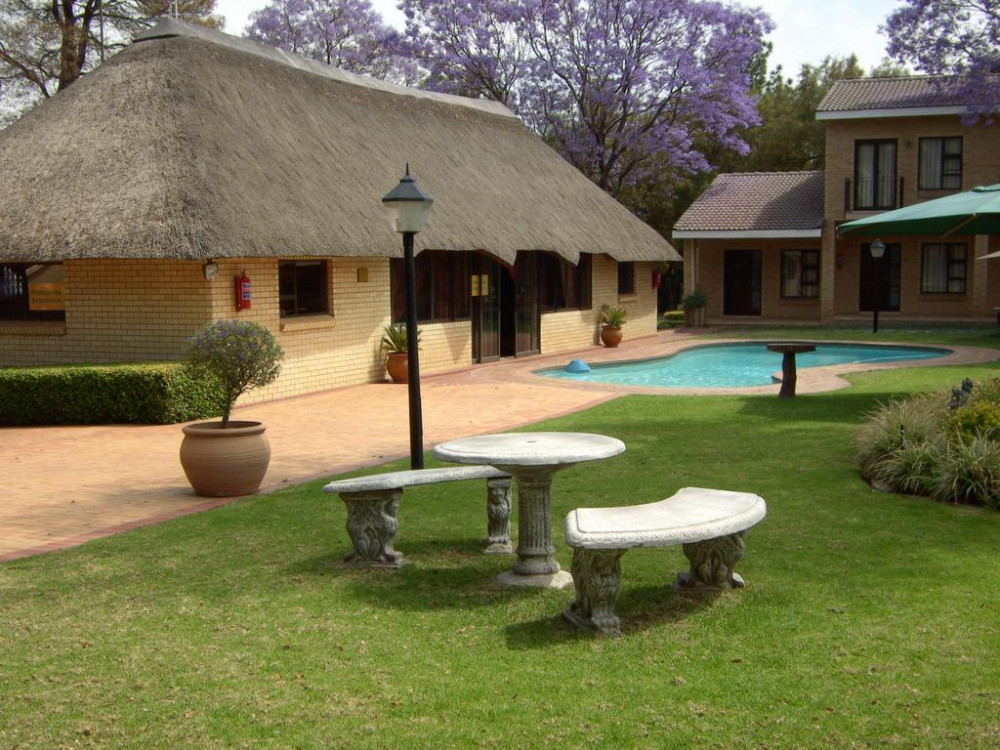 My Travelution - Travel Club - Hoyohoyo Chartwell Lodge