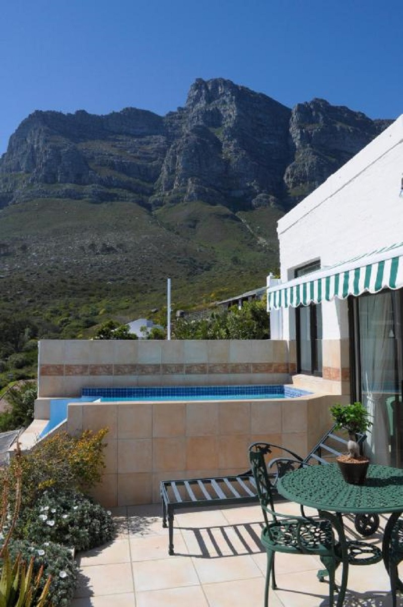 My Travelution - Travel Club - Camps Bay Villa